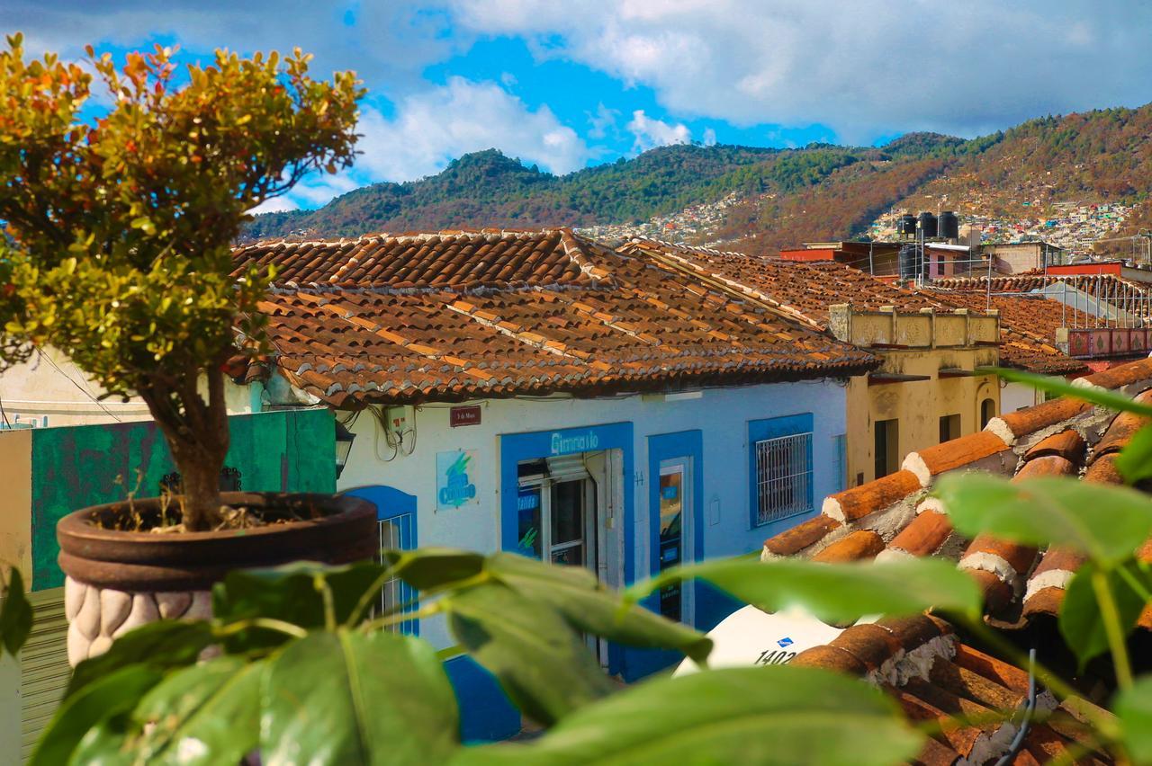 Casa Lothuz Spacio Cultural Y Disidente San Cristobal de las Casas Exterior photo